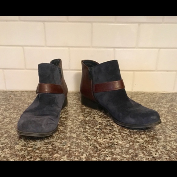 NATURALIZER🌹Beautiful Suede/Leather Booties🌺NWOT - Picture 2 of 4
